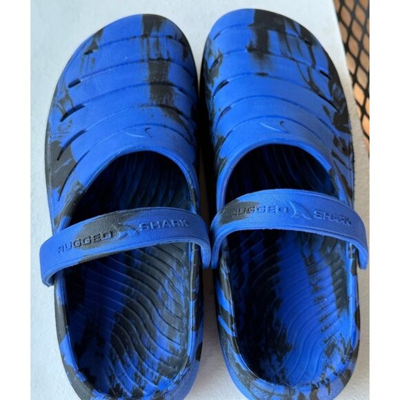 Rugged Shark Brand Blue & Black Clogs Geometric Boy's Size 6W - Picture 2 of 14